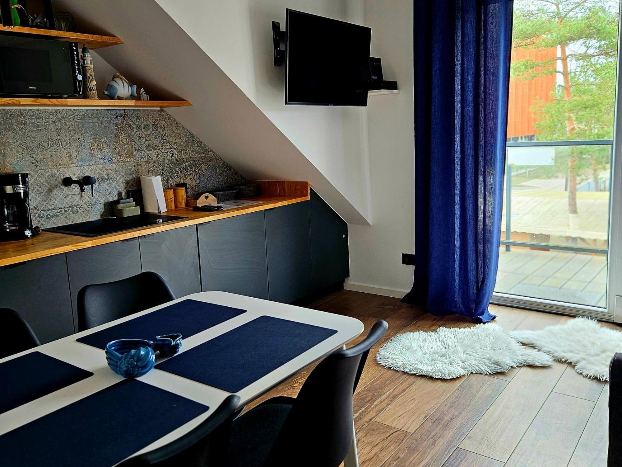 Apartament Grunwaldzka 105 Z Tarasem 5O M Do Plazy Pobierowo Exterior photo